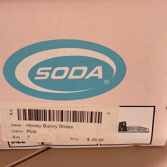 Soda pink Honey Bunny Slides - Picture 4 of 4